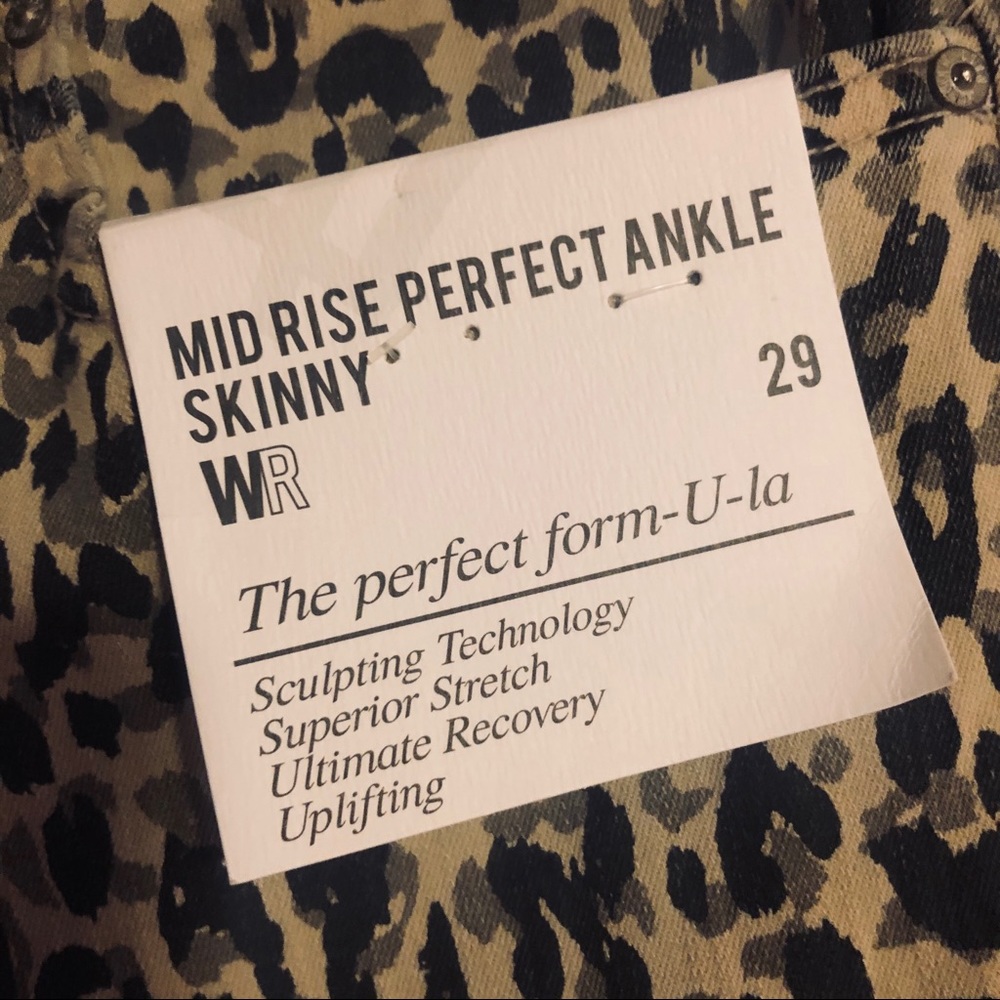 CHEETAH-WAVE PRINT WILLIAM RAST SKINNY JEANS! NWOT - Picture 6 of 10